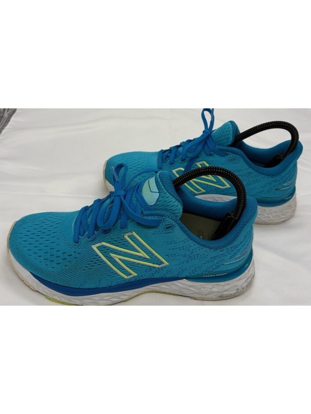New Balance Womens Fresh Foam 880 Bright Blue Athletic Running Shoes Size 8